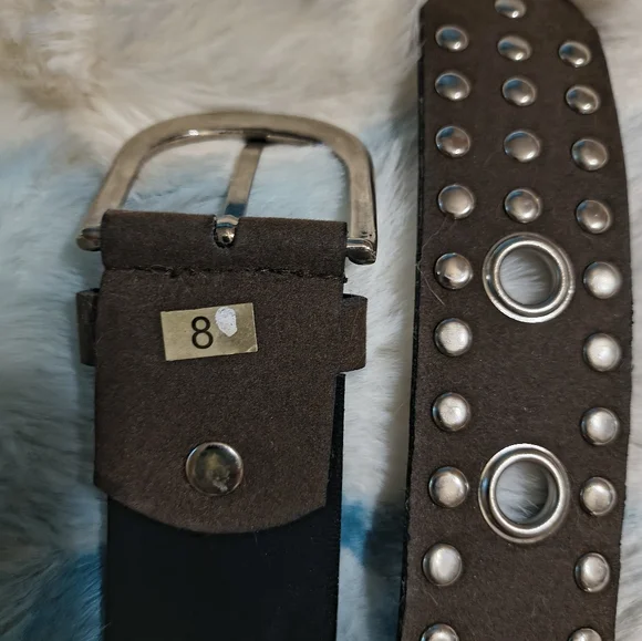 Source Unknown Brown Studded Grommet Belt - Picture 2 of 6